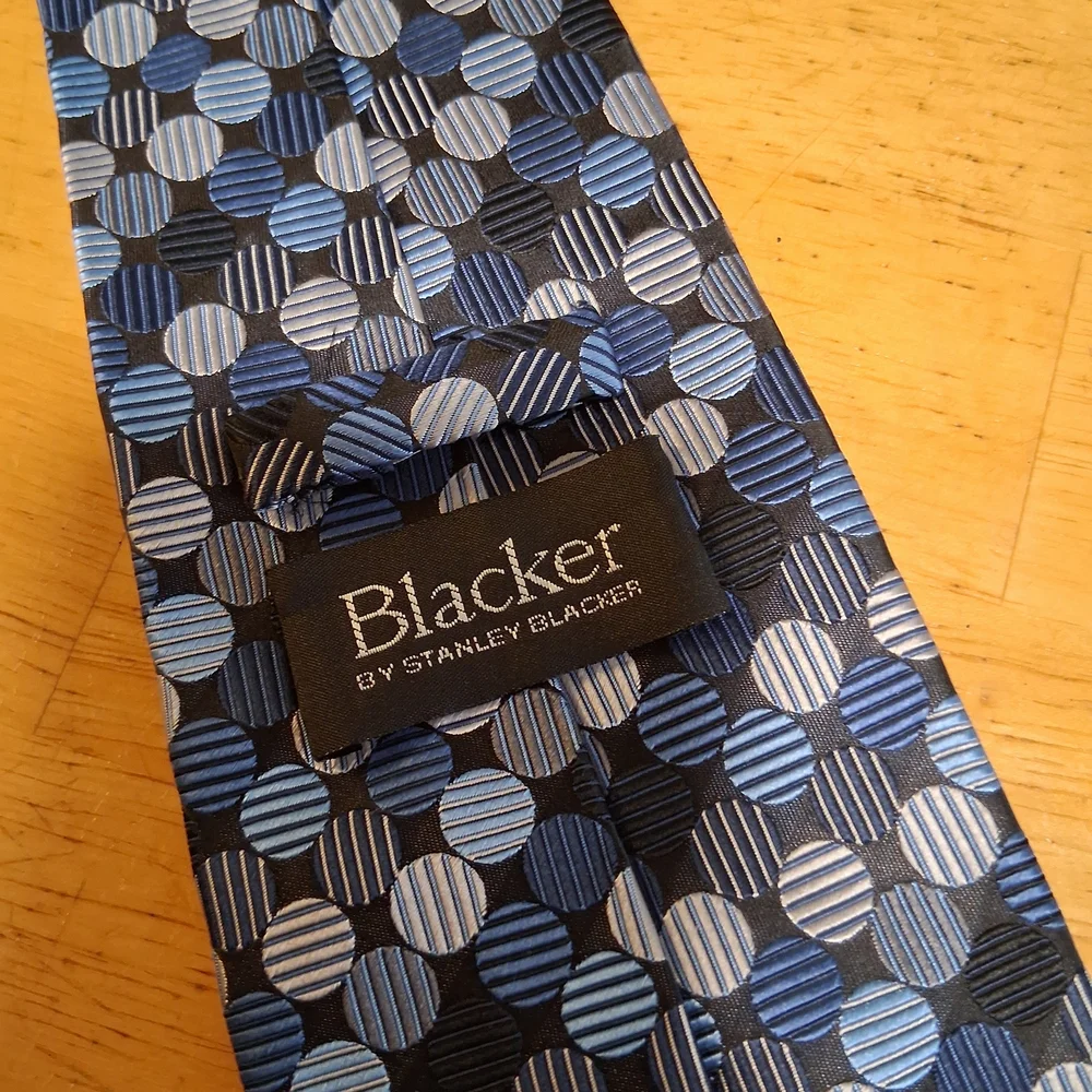 Blacker by Stanley Blacker Elegant Blue and Gray Geometric Men's Tie